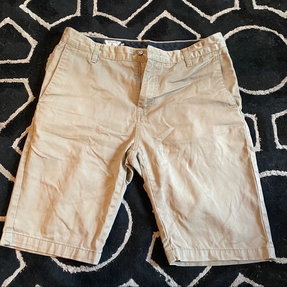 Volcom men’s shorts